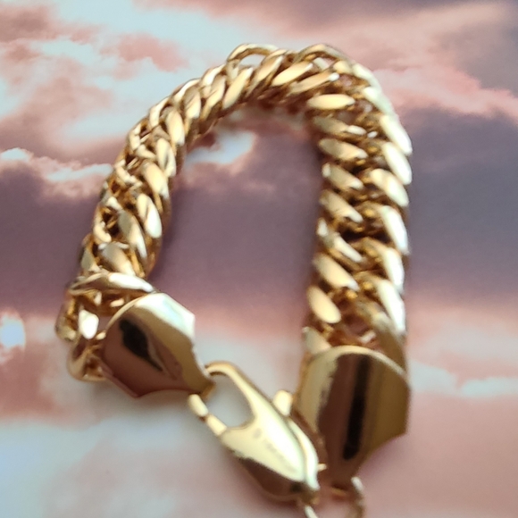 18K Rolled Gold Bracelet - Picture 3 of 8